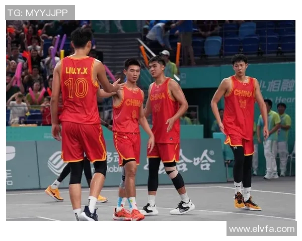 杭州篮球队在精英赛中以76分高居积分榜首位,展现强劲实力 杭州篮球队在精英赛中以76分高居积分榜首位,展现强劲实力