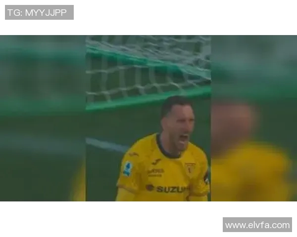 足球明星直播吸引网友热议互动精彩瞬间引发热情讨论