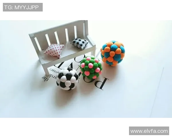 创意手工:足球明星粘土画框制作全攻略,轻松打造个性艺术作品 创意手工:足球明星粘土画框制作全攻略,轻松打造个性艺术作品